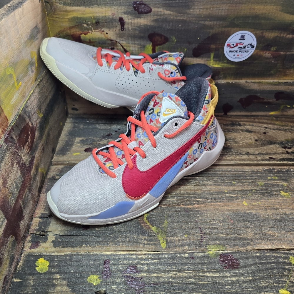 Nike Freak 2‎ GS Shoes Alphabet Soup Desert Sand DH3152-001 Size 5Y Used